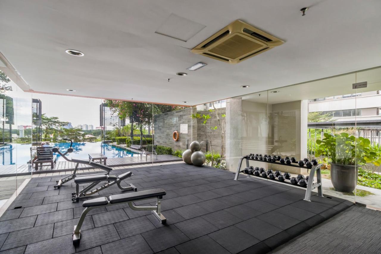 Pj8 Service Suites By Airhost Petaling Jaya Exterior foto